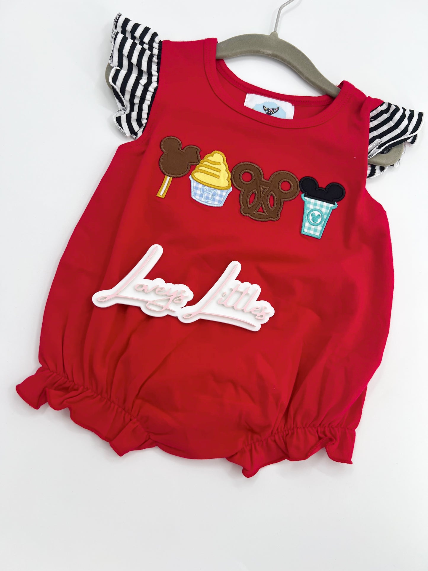 Magic Park Outfits