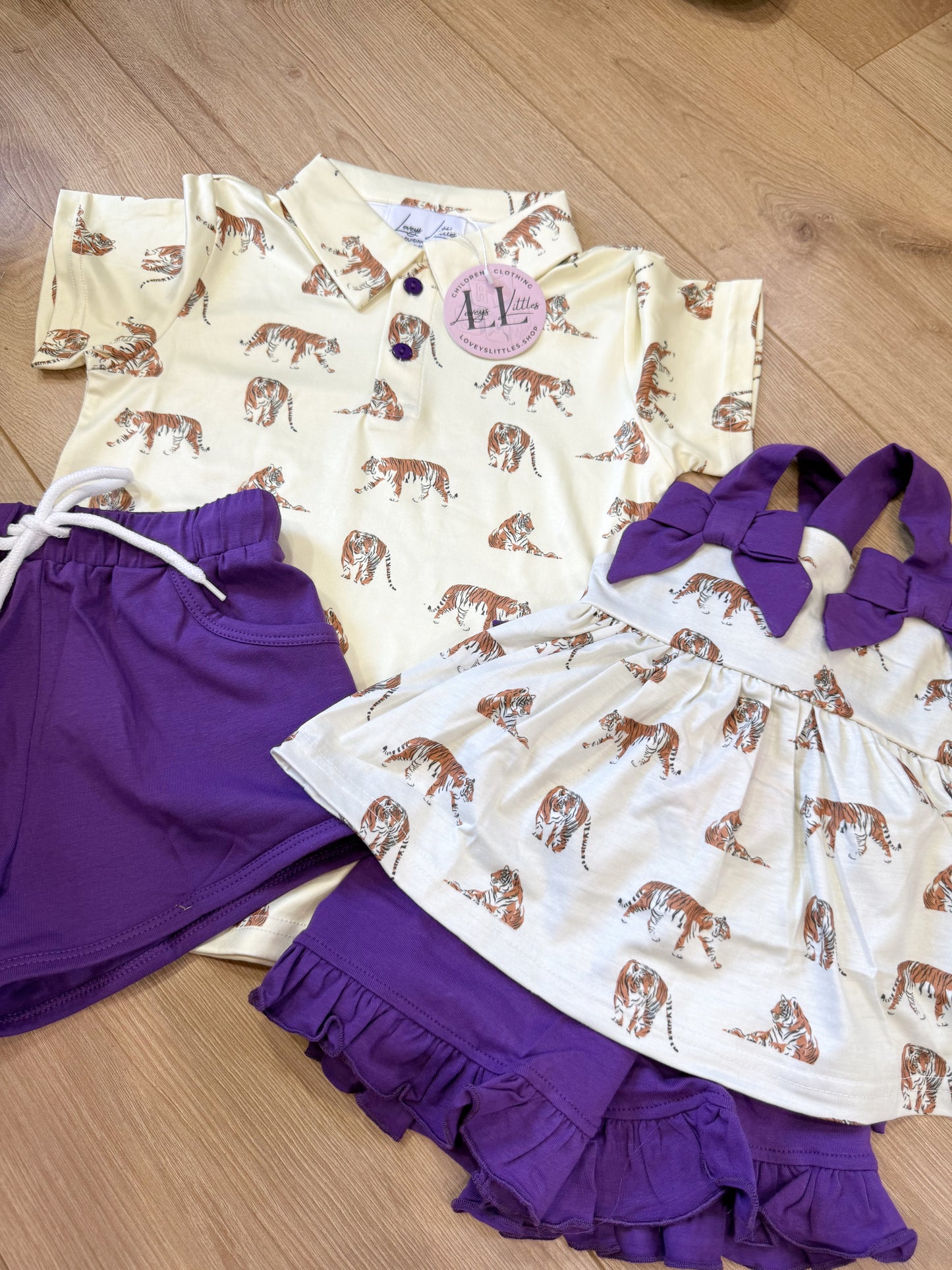 FIGHTING TIGERS OUTFIT COLLECTION
