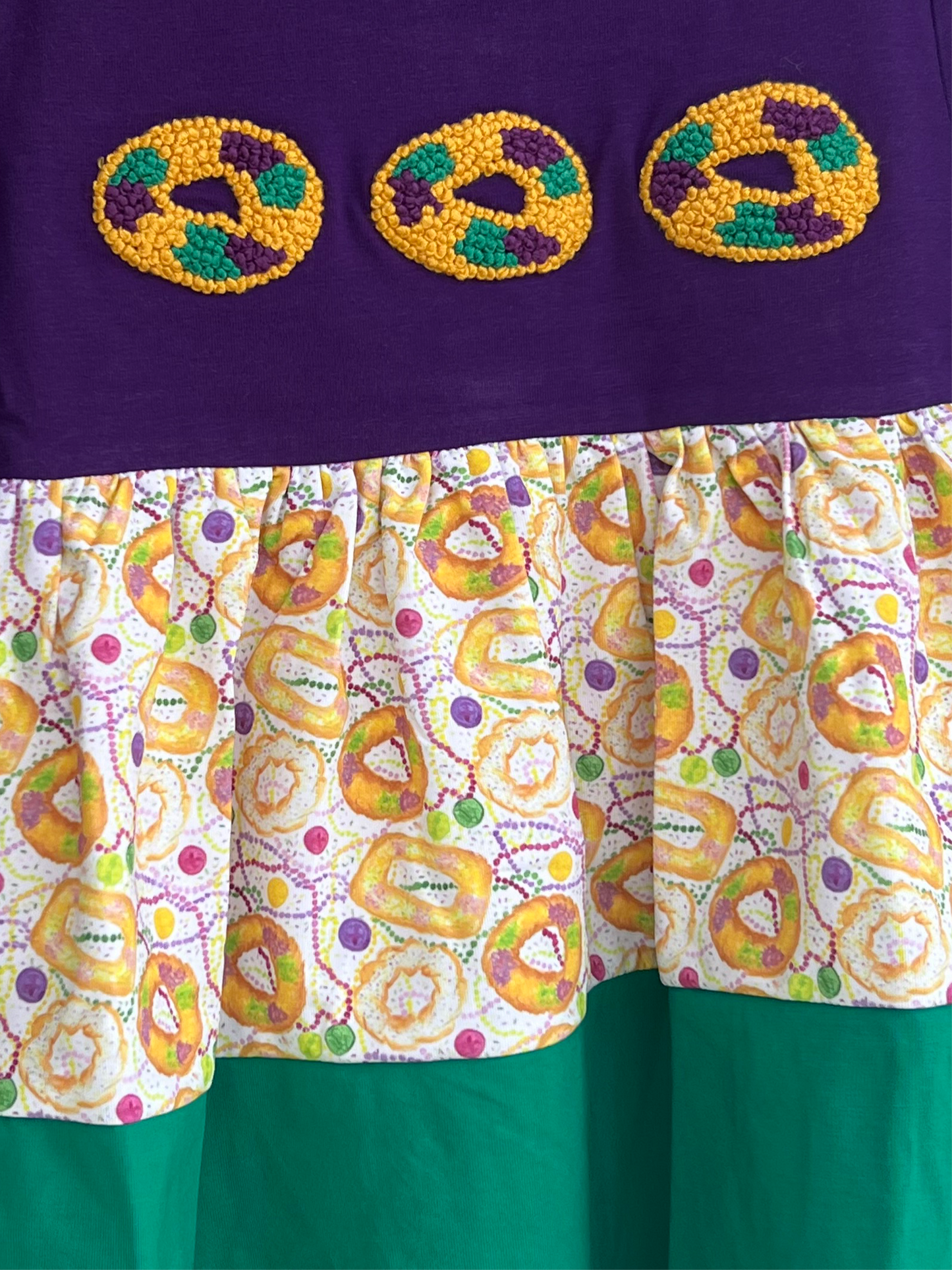 King Cakes - FRENCH KNOT