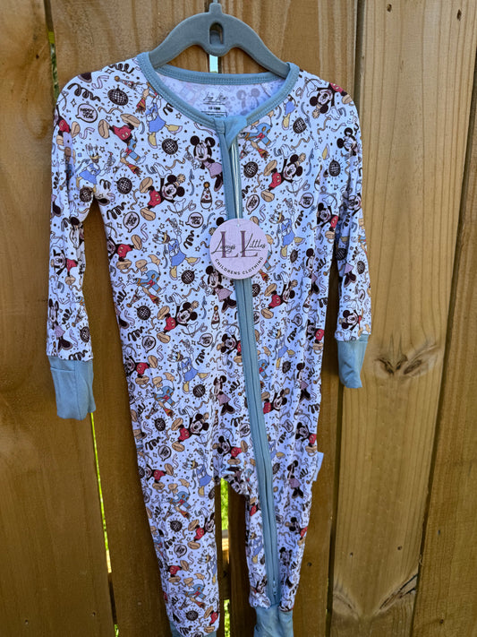 MAGIC NEW YEAR MOUSE- BAMBOO