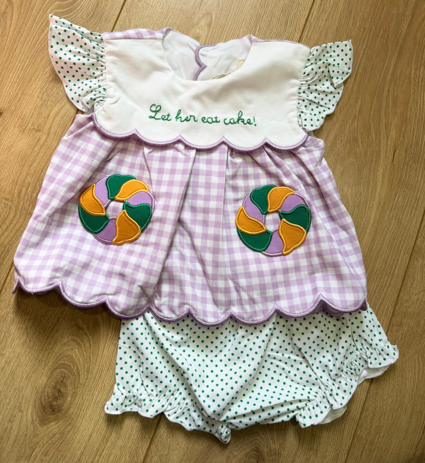Let Her Ear Cake Diaper Set