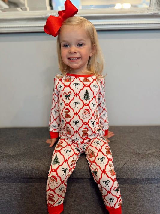 SANTAS VILLAGE- BAMBOO