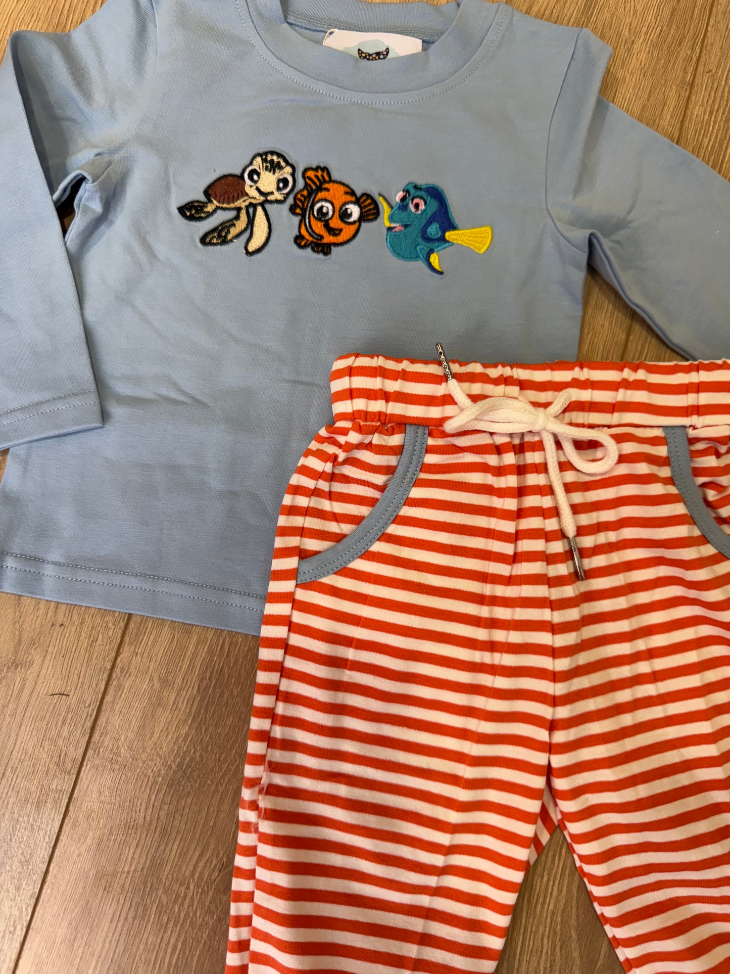 Finding Friends Jogger Set