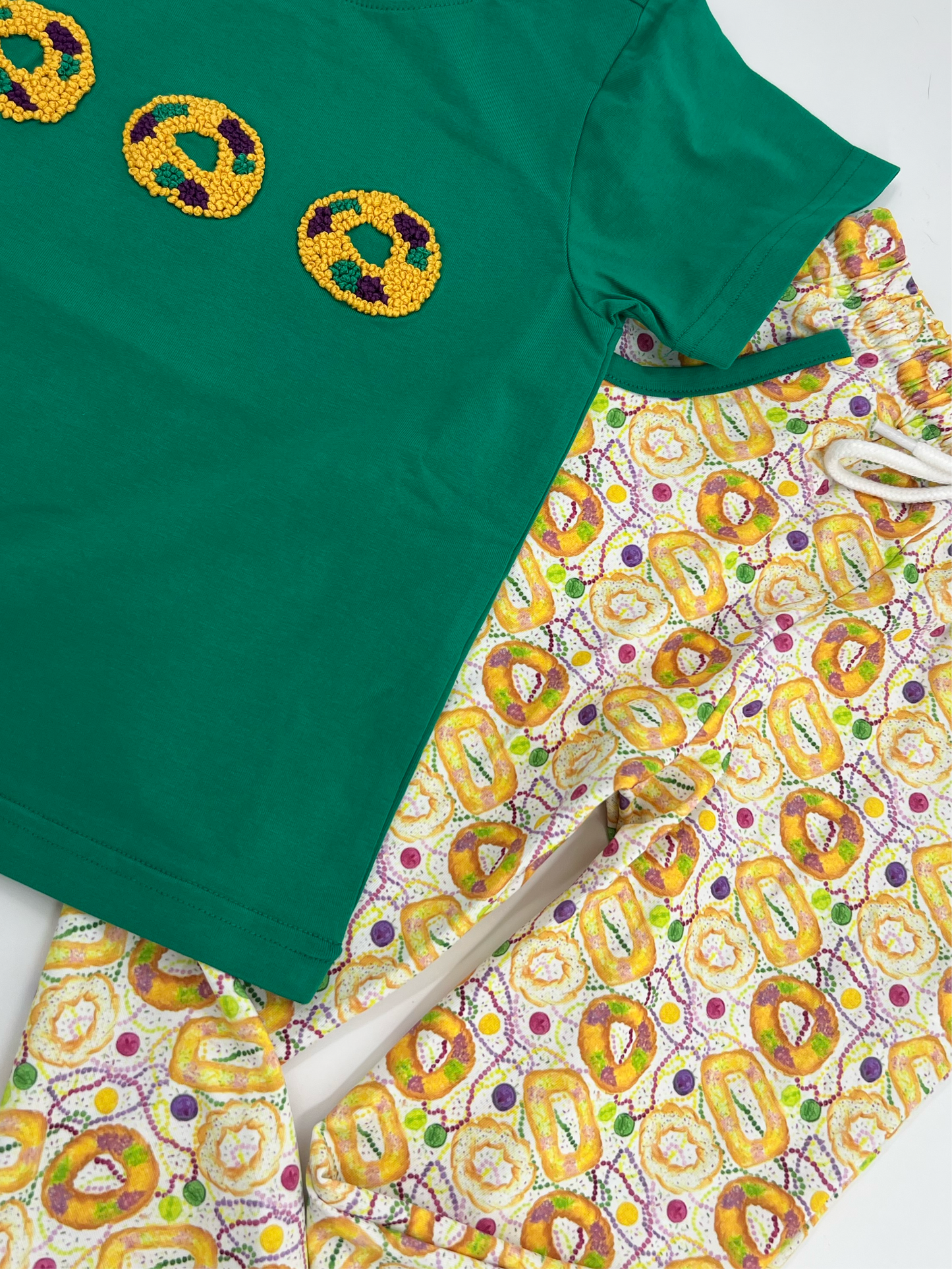 King Cakes - FRENCH KNOT
