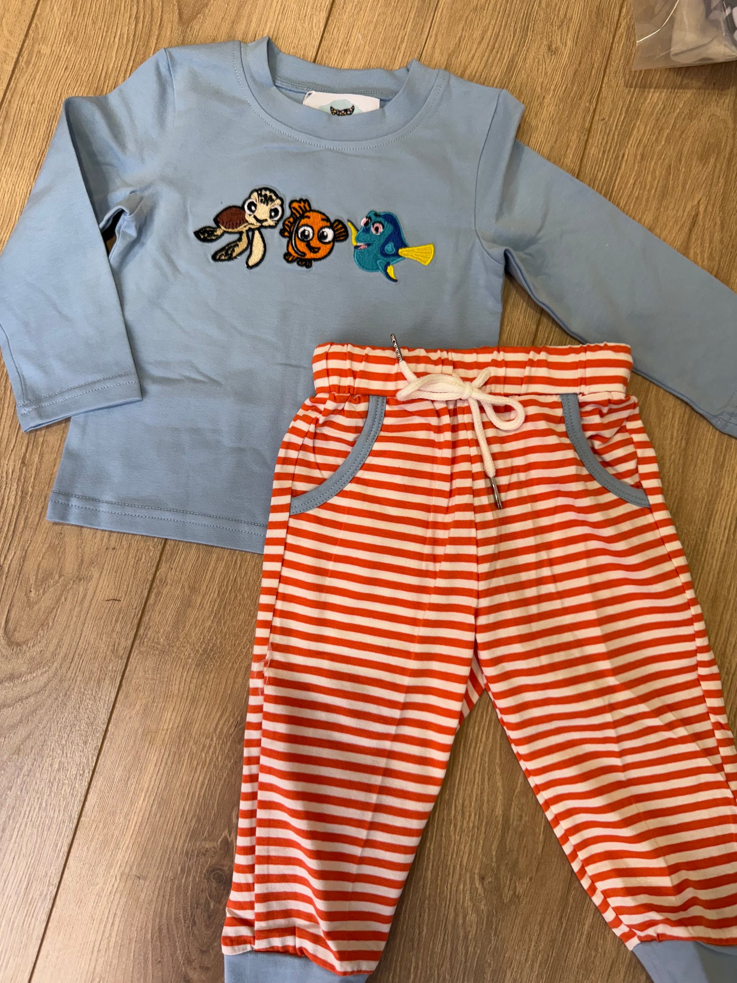 Finding Friends Jogger Set