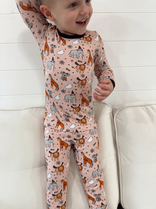 BOO AT THE ZOO- BAMBOO