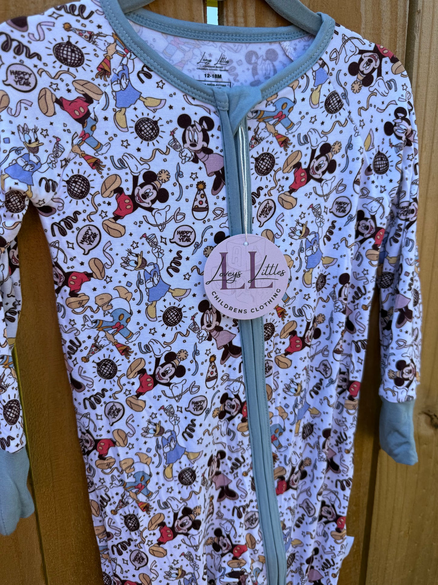 MAGIC NEW YEAR MOUSE- BAMBOO