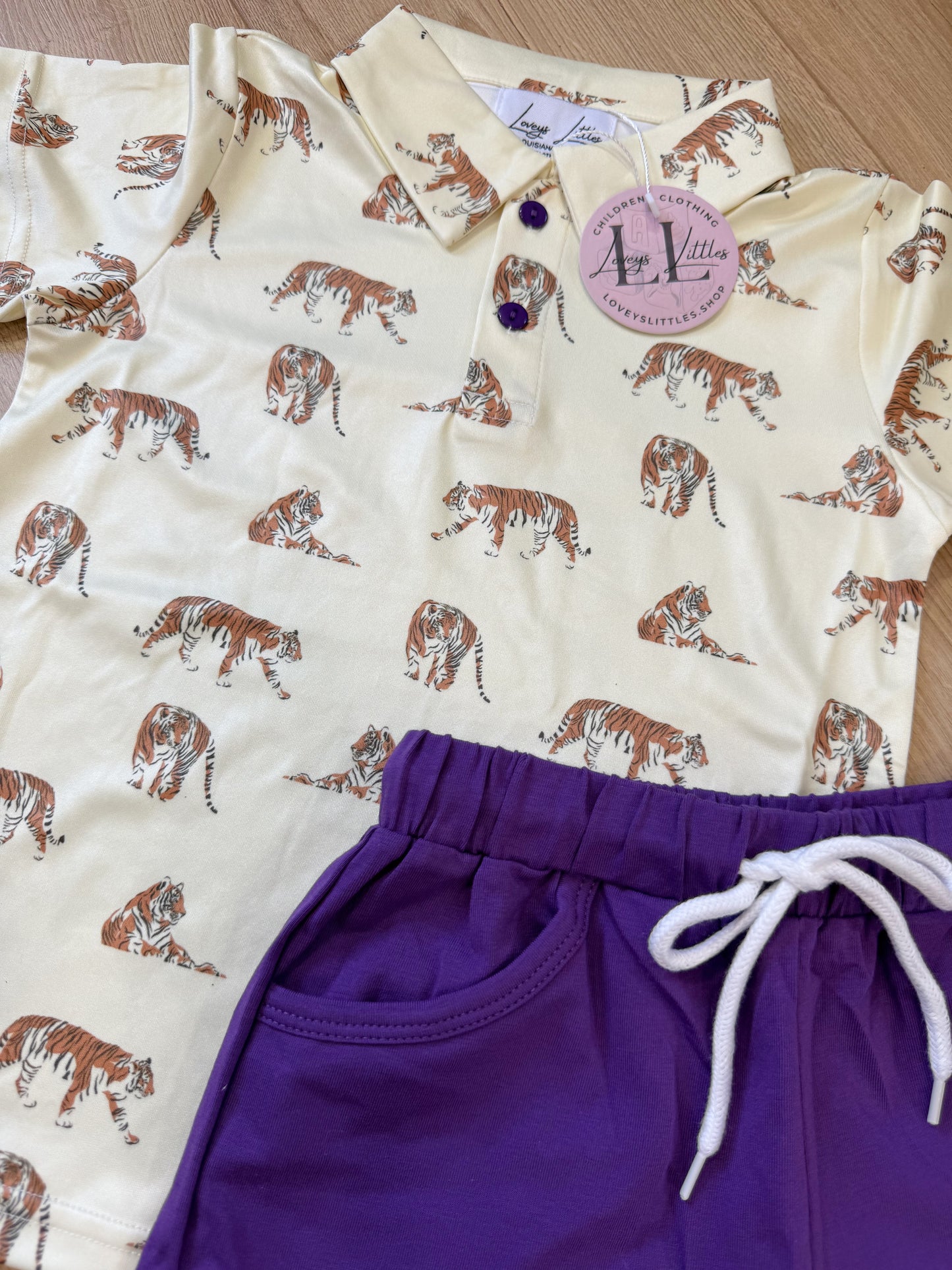 FIGHTING TIGERS OUTFIT COLLECTION
