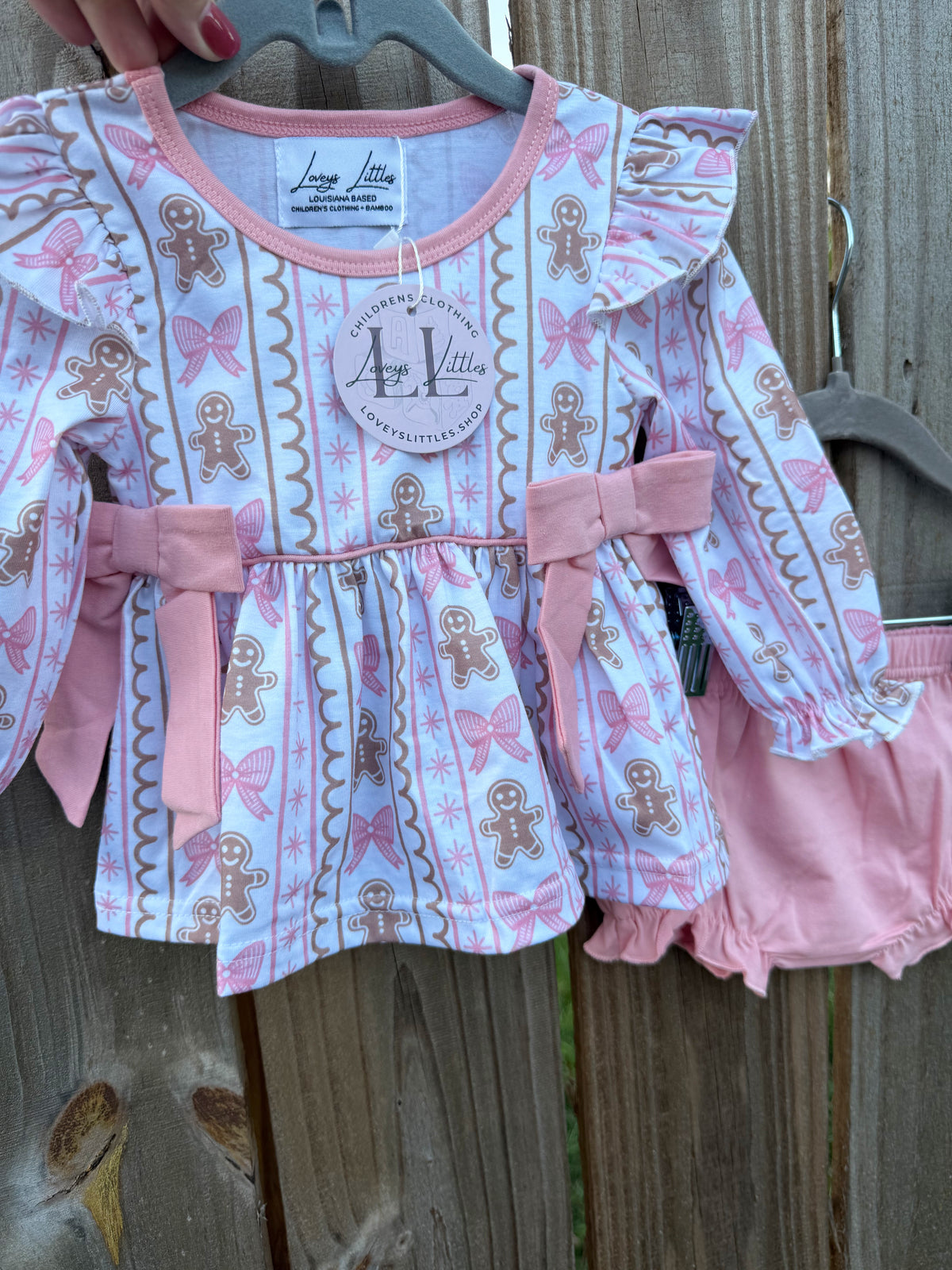 Bow and Gingerbread Pink Diaper Set